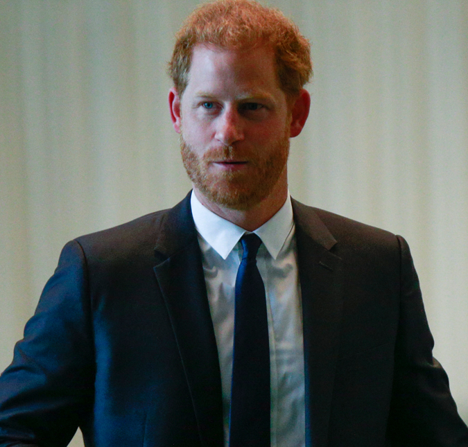 Príncipe Harry está investigando a morte de Princesa Diana por conta própria, diz site