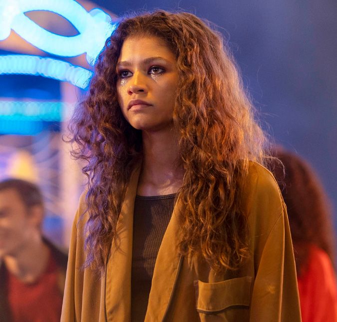 Zendaya revela que terceira temporada de Euphoria mostrará os destinos dos personagens após a formatura A atriz ainda entregou o que mais gostou da atuação anterior