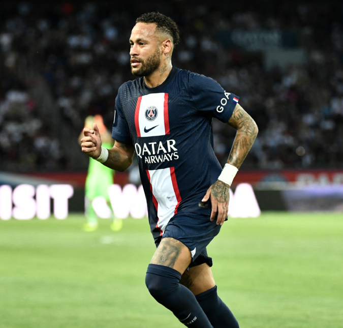 Neymar Jr. responde homem que vazou sua conversa com influenciadora