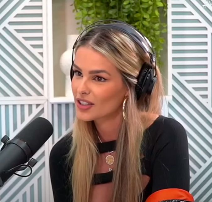 A influenciadora abriu uma caixinha de perguntas nos Stories