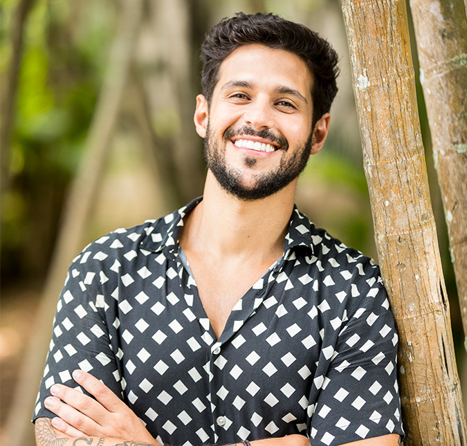 Mãe de Rodrigo Mussi conversa com o <i>Domingo Espetacular</i> e faz revelações sobre relacionamento com os filhos: - <i>Fiquei muito magoada</i>