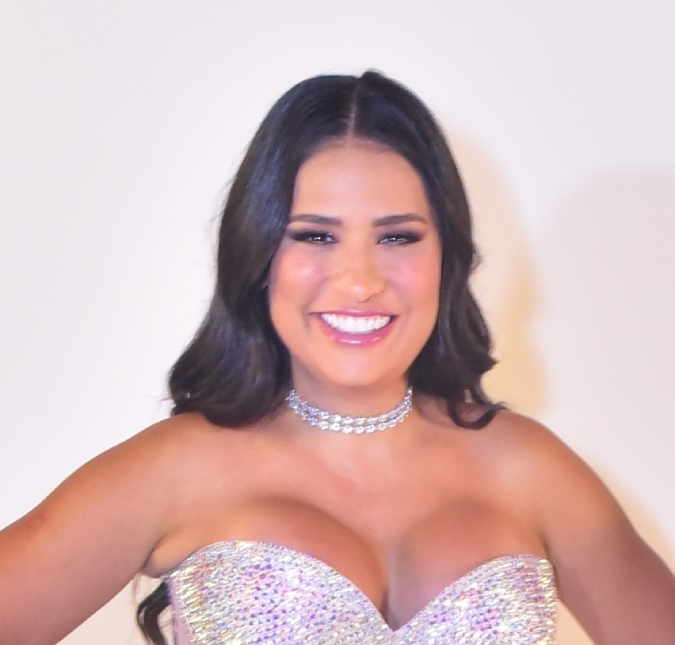 Simone revela se irá seguir carreira gospel e fala sobre mudanças: <i>Vontade muito grande de viver esse processo novo</i>