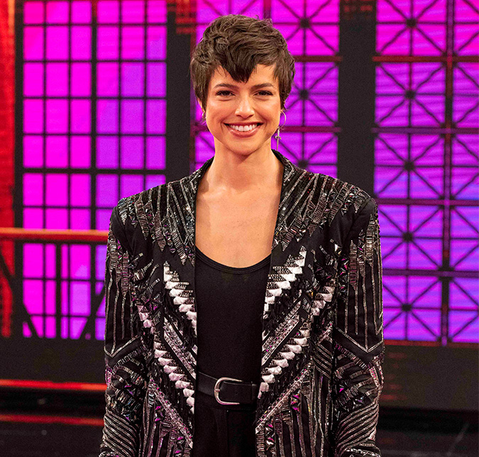 Agatha Moreira sensualiza no palco do <i>Domingão</i> como Miley Cyrus e <i>web</i> reage: <i>Maravilhosa!</i>