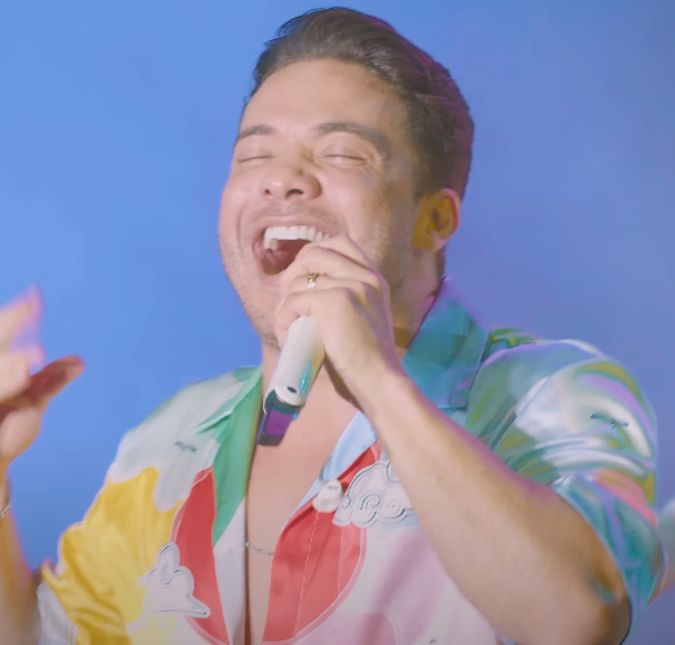 Wesley Safadão sobre pós-operatório da retirada de hérnia: -Jamais imaginei que fosse se tornar algo grave O cantor está fazendo fisioterapia e já voltou aos palcos