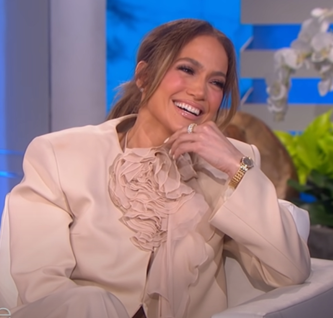 Jennifer Lopez compartilha primeira foto de seu casamento com Ben Affleck