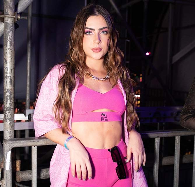 Jade Picon não gosta de ver seu nome citado de forma pejorativa em música: <I>É cada uma que me acontece</i>