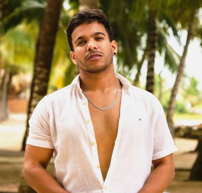 Lucas Albert também está dentro. Nas redes, o influenciador se chama de criador do pós festa - e esperamos que ele faça jus ao apelido. Lucas Albert também está dentro. Nas redes, o influenciador se chama de criador do pós festa - e esperamos que ele faça jus ao apelido.