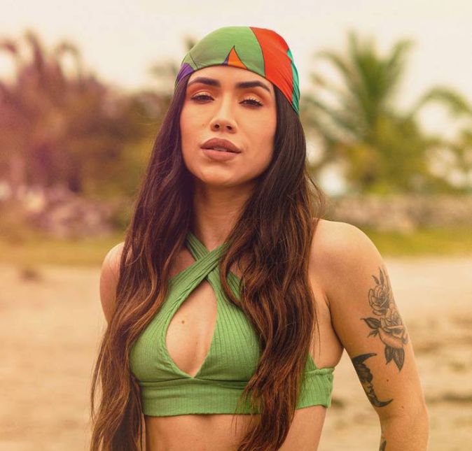 Vai arrasar! Maria Venture vive postando cliques de tirar o fôlego de seus seguidores. Será que ela irá servir carões, looks, e muito entretenimento? Vai arrasar! Maria Venture vive postando cliques de tirar o fôlego de seus seguidores. Será que ela irá servir carões, looks, e muito entretenimento?