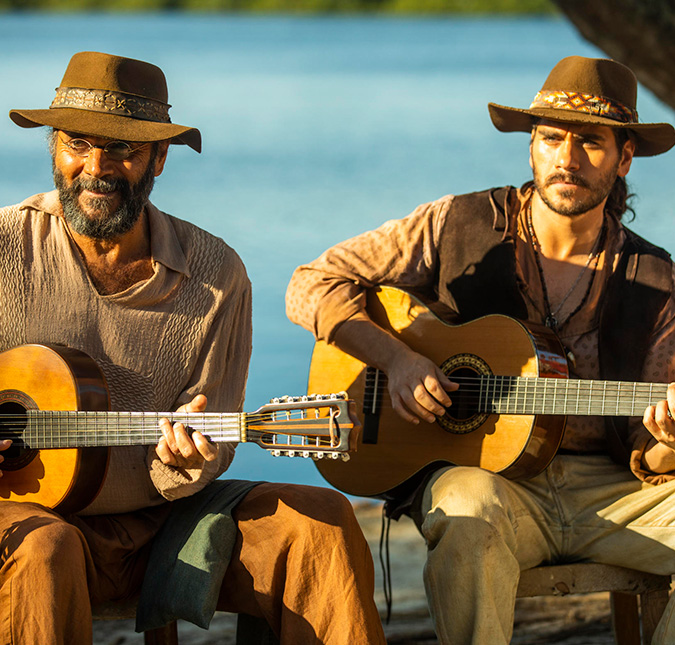 Pai e filho! Preparadora publica vídeo de Gabriel e Almir Sater ensaiando com viola para <i>Pantanal</i>