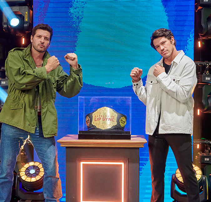 José Loreto e Leandro Lima arrasam no palco do <i>Domingão</i> como Pablo Vittar e Anitta e <i>web</i> reage: <i>Duelo de gigantes</i>