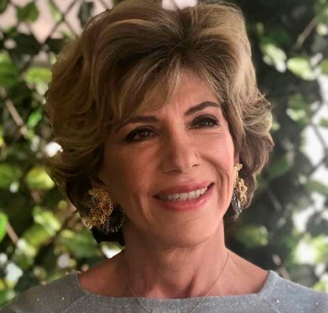 Silvia Poppovic celebra alta hospitalar do marido após dois meses da cirurgia de transplante de medula óssea Marcello Bronstein foi diagnosticado com leucemia