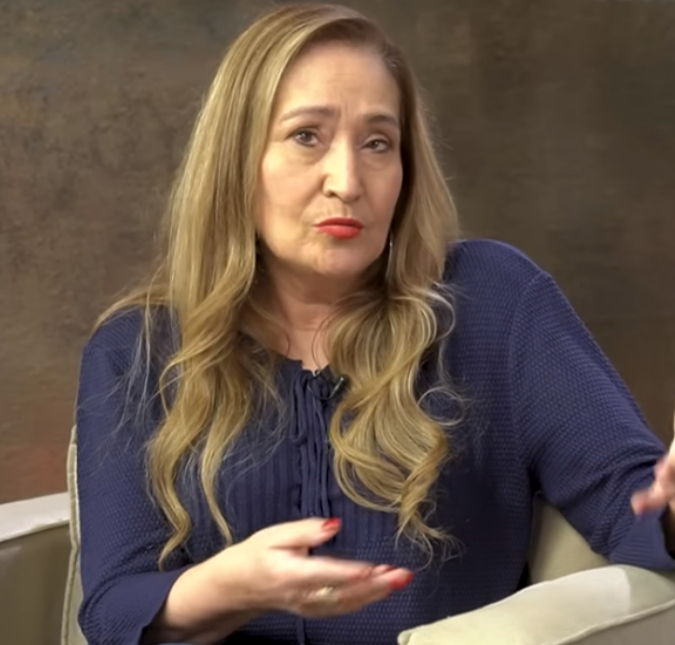 Sonia Abrão é internada com pneumonia bacteriana, saiba mais!