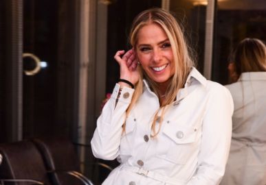 Adriane Galisteu faz suspense no <i>Twitter</i> sobre nova temporada de <i>A Fazenda</i>, confira!