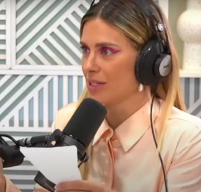 Aos 43 anos de idade, Carolina Dieckmann revela que desistiu de posar nua após sonho