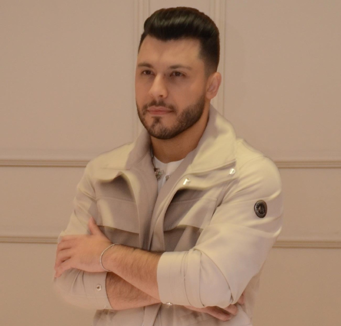 Murilo Huff diz que não tem tempo para beijar na boca