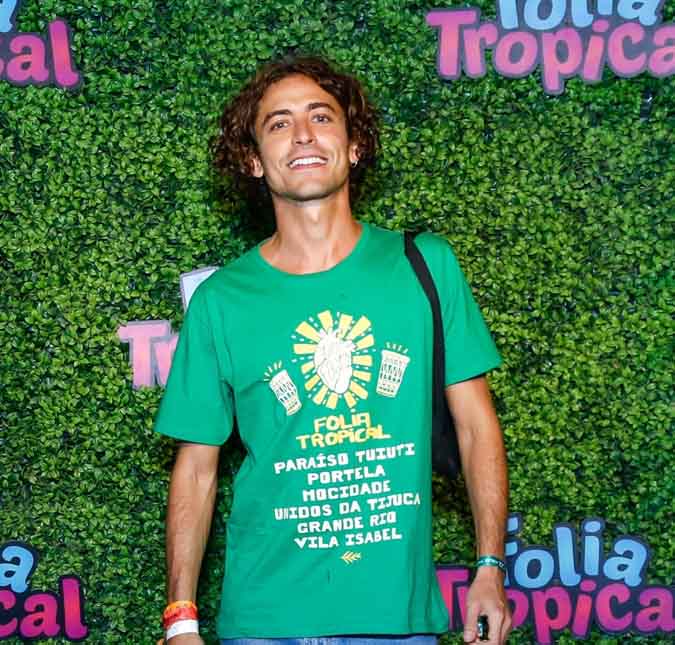 Jesuíta Barbosa e Cícero Ribeiro são flagrados discutindo na rua