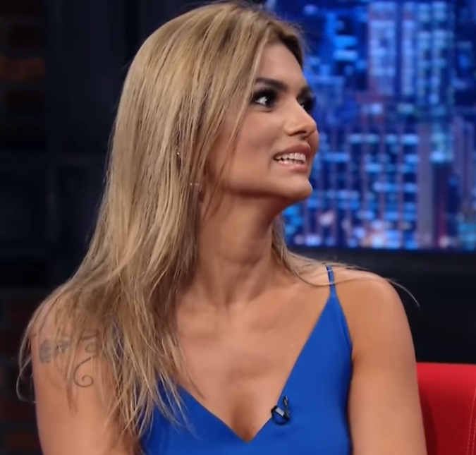 Kelly Key fala sobre locais inusitados que já fez suas necessidades: <I>Caixa de pizza</i>