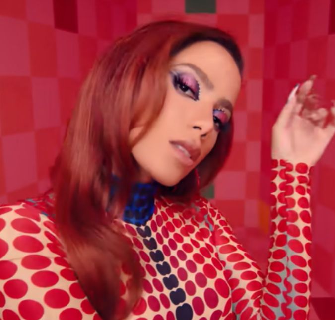 Terminaram? Após indiretas, Anitta e Murda Beatz deixam de se seguir nas redes sociais O casal ainda não confirmou o fim do relacionamento