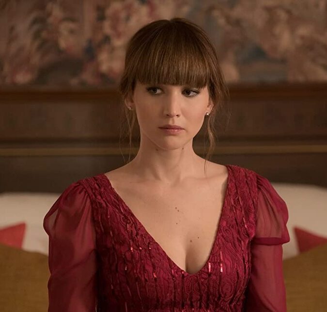 Jennifer Lawrence revela que sofreu dois abortos espontâneos antes de ter o primeiro filho