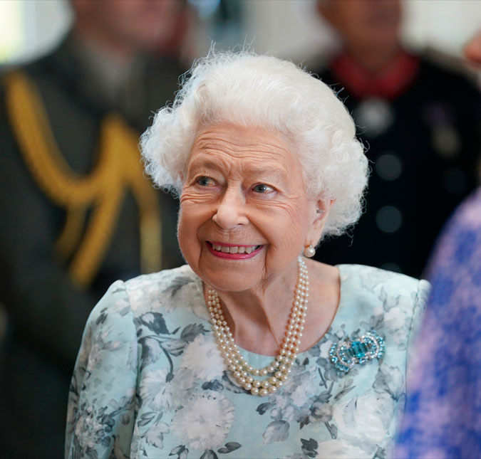 Preocupante! Programação regular da <i>BBC</i> é suspensa para apresentar notícias do estado de saúde da Rainha Elizabeth II