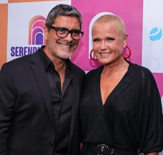 Xuxa Meneghel compartilha homenagem durante aniversário de Junno Andrade