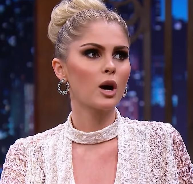 Bárbara Evans revela que a filha tem orelhas de abano Apesar da brincadeira, a influenciadora deixou claro que isso não vai ser um problema porque Ayla vai poder tampar a região com os cabelos