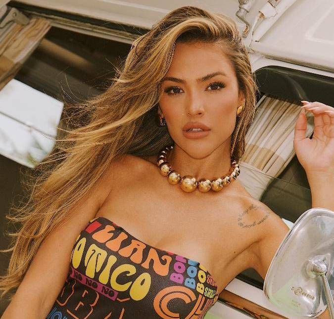 Gabi Luthai lança disco novo no dia de seu casamento com Téo Teló; confira! Ela também compartilhou um clipe com momentos da cerimônia