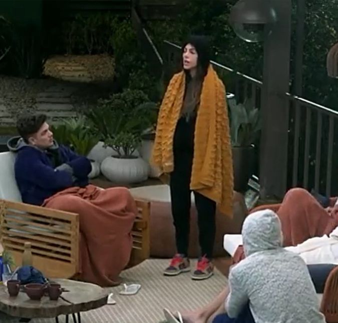 Primeiro beijo da edição, alfinetadas e combinação de voto... Confira tudo que rolou na madrugada em A Fazenda O fazendeiro da semana já revelou quem será a sua indicação