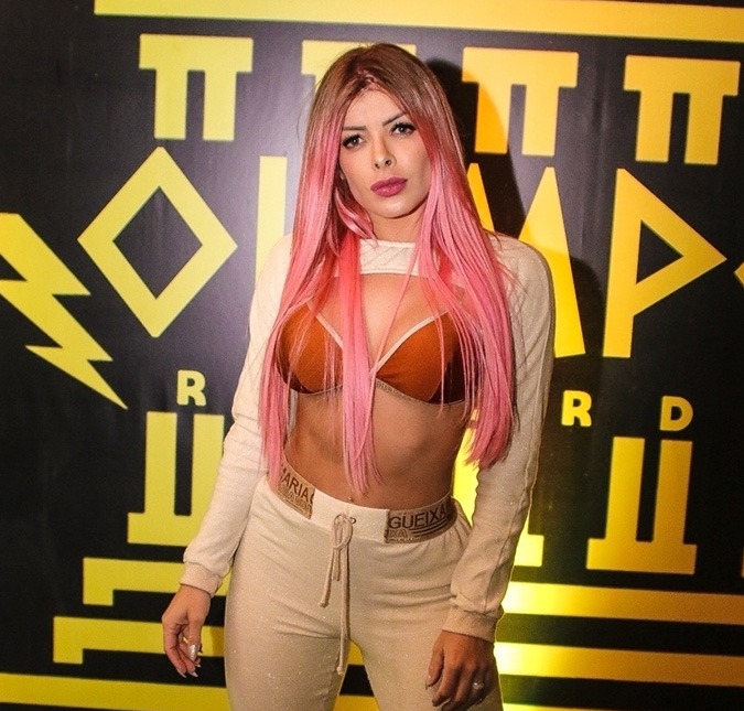 Ex-<i>BBB</i> Jaqueline Grohalski surge chorando nas redes sociais após sofrer agressão: <i>Como dói o que estou vivendo</i>