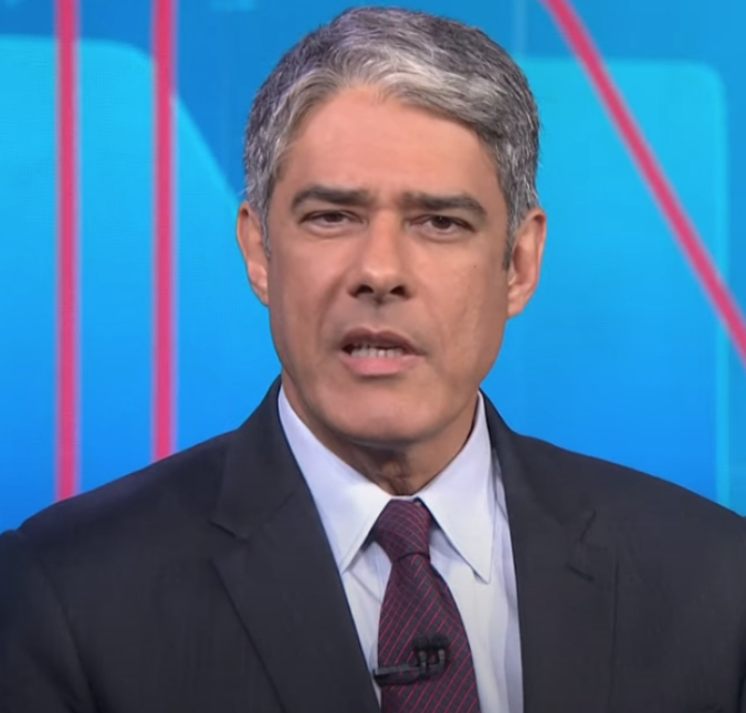 A <I>Rede Globo</i> já teria nome fechado para uma possível saída de William Bonner da bancada do <I>Jornal Nacional</i>, diz <I>site</i>