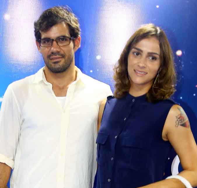Esposa de Juliano Cazarré rebate comentário sobre usar maquiagem como válvula de escape: <i>Incomoda?</I>