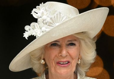 Saiba tudo sobre a Rainha Consorte Camilla Parker Bowles, a esposa do Rei Charles III