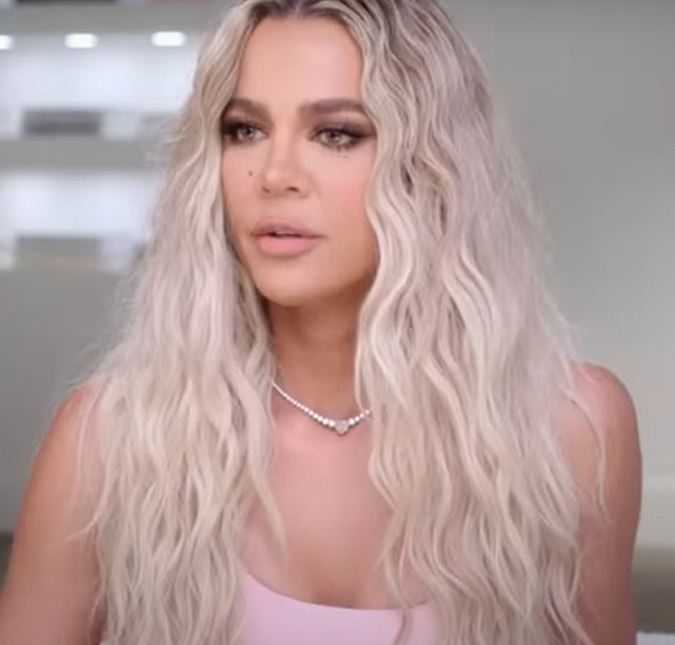 Khloé Kardashian afirma que se sentiu <i>muito magoada e enganada</i> com traição dupla de Tristan Thompson