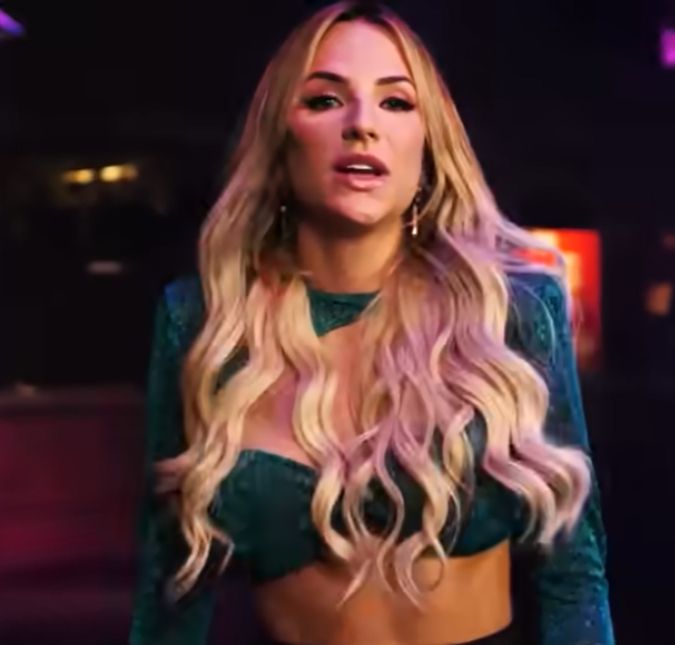 Gabi Martins cita ex-namorados em brincadeira nas redes sociais Os fãs conseguiram decifrar cada letra da trend que a cantora publicou em um vídeo