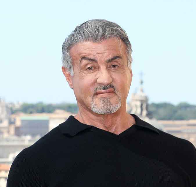 Um mês após pedido de divórcio, Sylvester Stallone e Jennifer Flavin se reconciliam