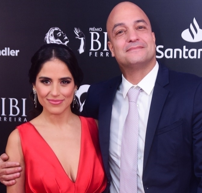 Camilla Camargo comemora mais um ano de casamento: <i>Há 4 anos estava falando o sim que mudaria minha vida</i>