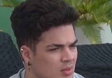 Lucas Santos é criticado na <i>web</i> após conversa polêmica com Deolane Bezerra