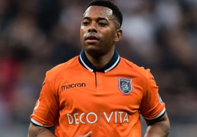 Após caso de estupro na Itália, Robinho pode cumprir pena de nove anos no Brasil