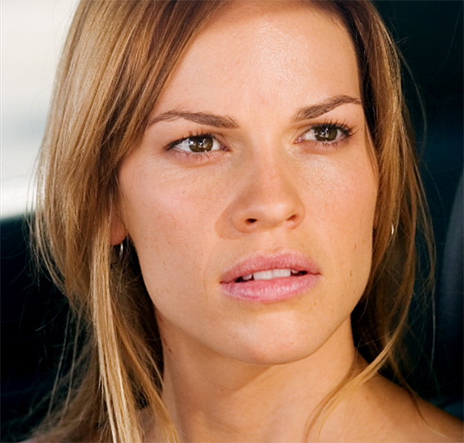 Estrela de <i>Menina de Ouro</i>, Hilary Swank anuncia gravidez de gêmeos aos 48 anos de idade: - <i>Um milagre</i>