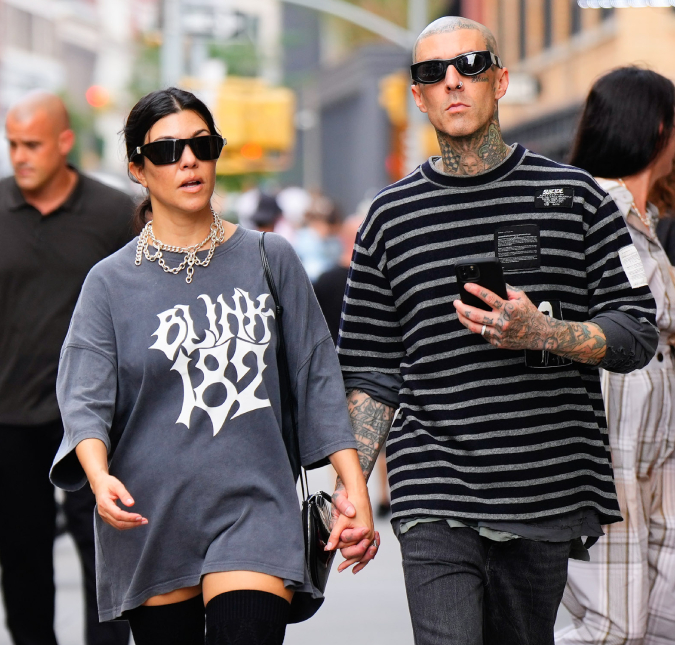 Kourtney Kardashian só deu uma chance para Travis Barker após um empurrãozinho da terapeuta