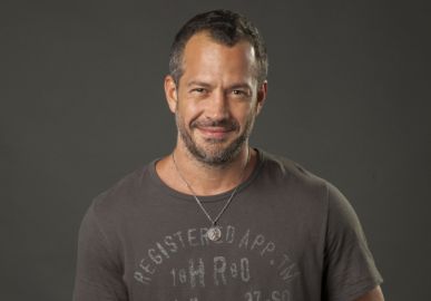 Exclusivo! Malvino Salvador fala sobre transplante capilar: <I>Minhas entradas se acentuaram nos últimos cinco anos</I>