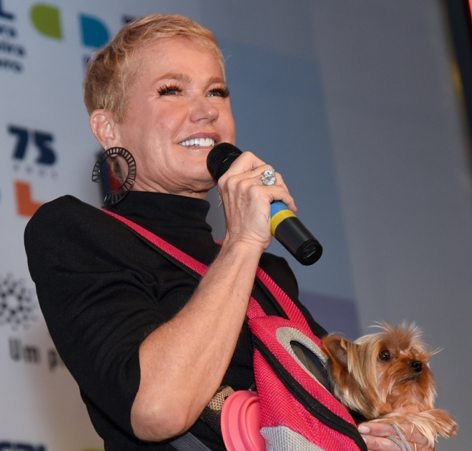 Xuxa Meneghel compartilha vídeo ao lado de Renato Aragão e aquece o coração dos seguidores