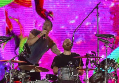 Banda <I>Coldplay</I> anuncia novas datas dos <I>shows</I> no Brasil