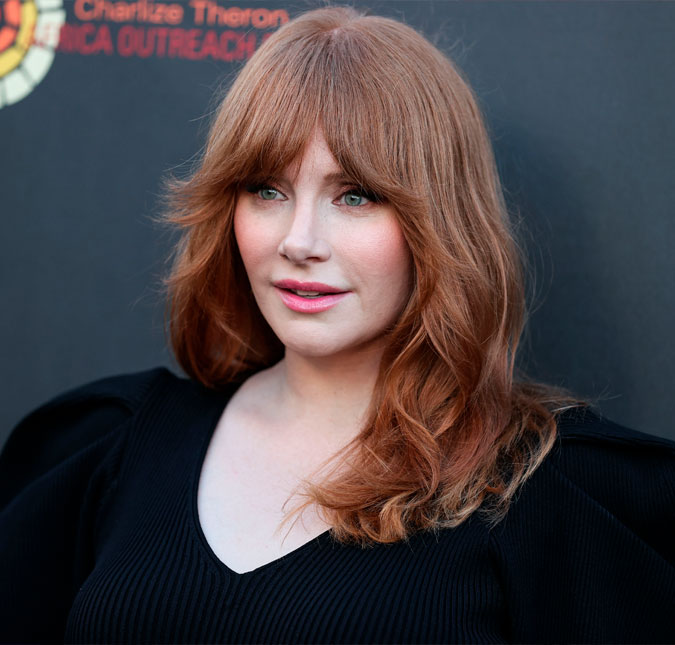 Bryce Dallas Howard faz desabafo sobre luta contra a depressão: <i>Tem sido o maior desafio para a minha identidade</i>