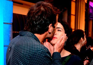 Marisa Monte troca carinhos com o marido no <i>Festival do Rio</i>; saiba quem mais esteve por lá