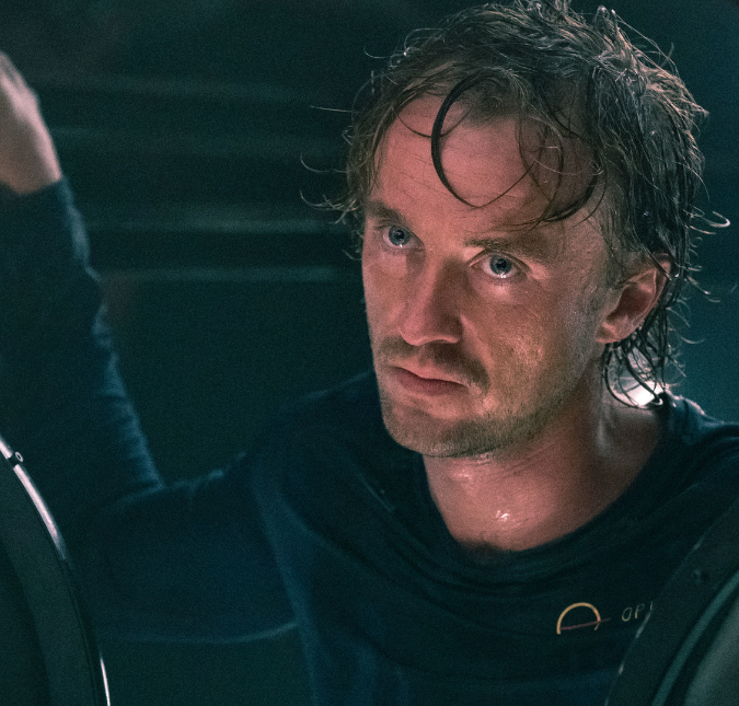 Tom Felton revela que teve incentivo de Emma Watson para contar toda sua história em um livro