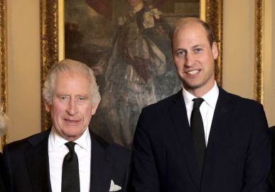 Rei Charles III e Príncipe William estão mais próximos nos últimos tempos, diz revista