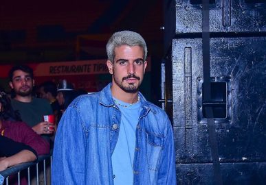 Irmão babão! Na Itália, Enzo Celulari aproveita passeio com Chiara, filha mais nova de Edson Celulari