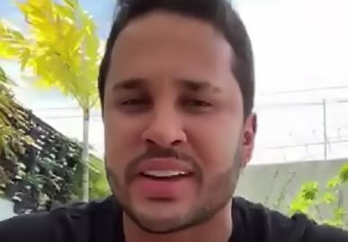 Lucas Guimarães revela detalhes de sexo com Carlinhos Maia: <i>O pau come</i>