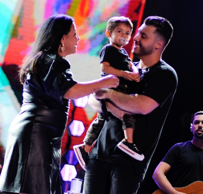 Mãe de Marília Mendonça faz homenagem de aniversário para Murilo Huff: <i>Agradeço a Deus por ter você como filho</i>
